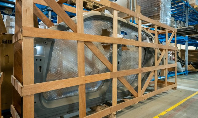 Carparts for storage in warehouse Vestby